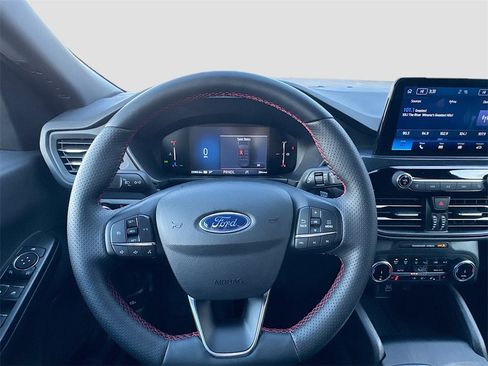 Used 2025 Ford Escape ST-Line Select image 16