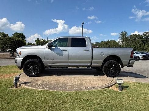 Used 2024 RAM 2500 Laramie w/ Night Edition AWD/4WD image 4