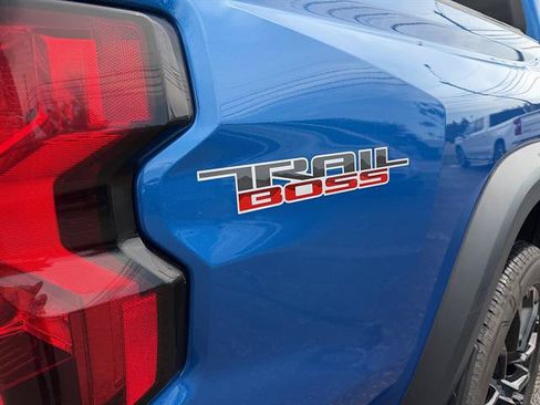 Used 2023 Chevrolet Colorado Trail Boss w/ Advanced Trailering Package AWD/4WD image 15