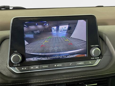 Certified 2023 Nissan Rogue SV w/ SV Premium B Package FWD image 16