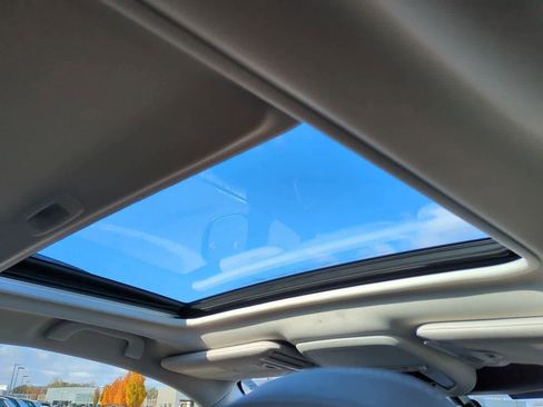 Certified 2022 Subaru Forester Limited image 21