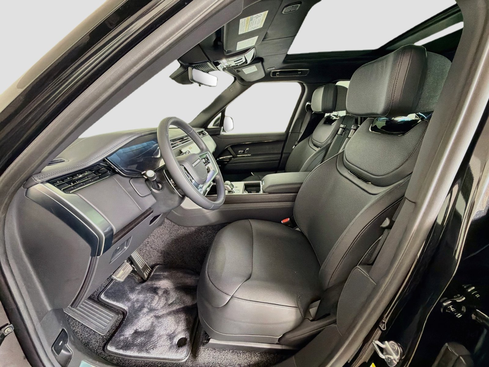 New 2026 Land Rover Range Rover SV AWD/4WD image 23