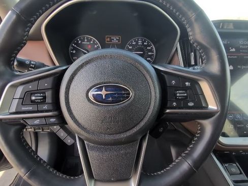 Used 2022 Subaru Outback Touring AWD/4WD image 13