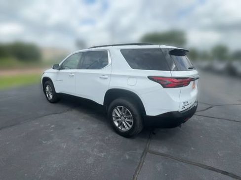 Used 2024 Chevrolet Traverse LT AWD/4WD image 6