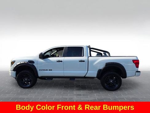 Used 2018 Nissan Titan SL w/ Midnight Edition AWD/4WD image 5
