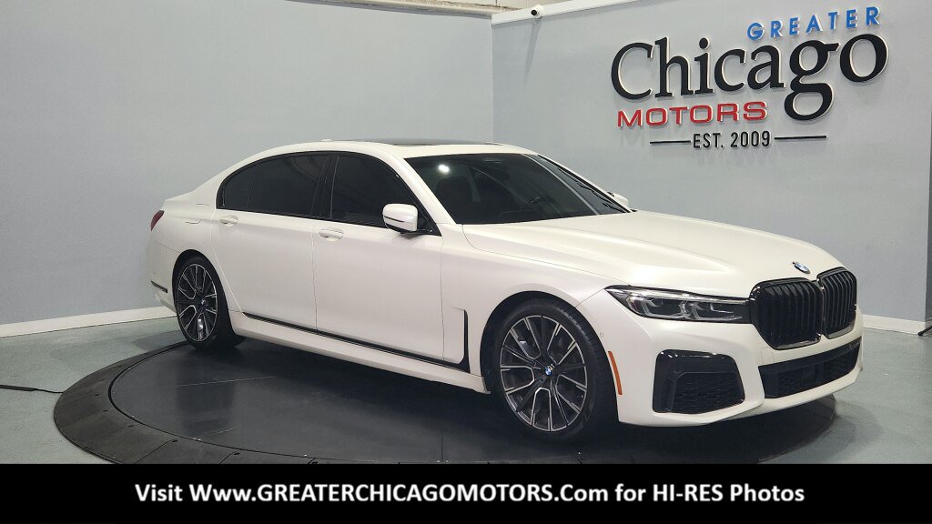 Used 2022 BMW 750i xDrive w/ Executive Package AWD/4WD image 2