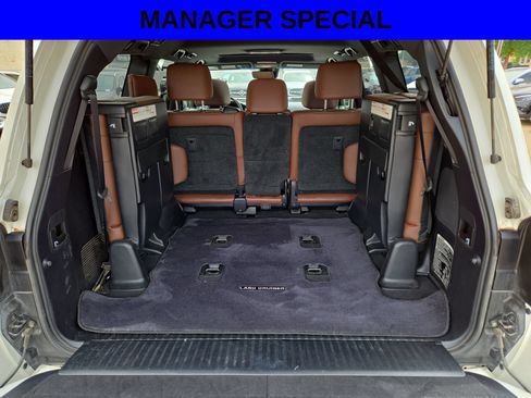 Used 2019 Toyota Land Cruiser AWD/4WD image 12