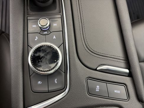 Certified 2023 Cadillac XT5 Premium Luxury w/ Technology Package image 30