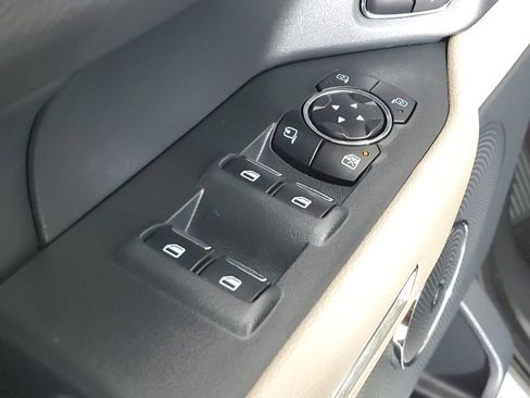 Used 2023 Ford Expedition Limited RWD image 25