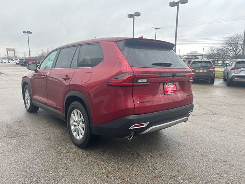 Certified 2025 Toyota Grand Highlander MAX Platinum image 3