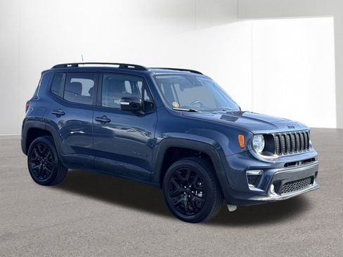 Used 2023 Jeep Renegade Altitude AWD/4WD image 12