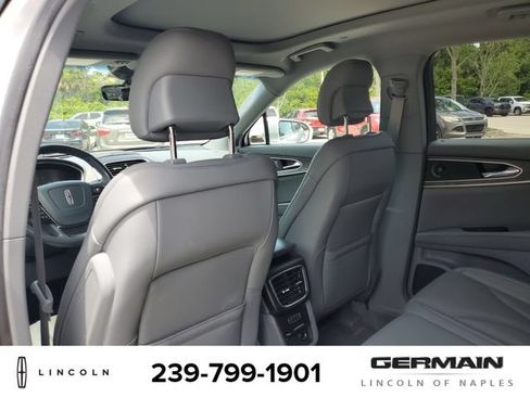 Used 2019 Lincoln Nautilus Reserve FWD image 21