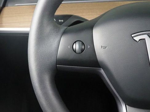 Used 2023 Tesla Model 3 RWD image 21