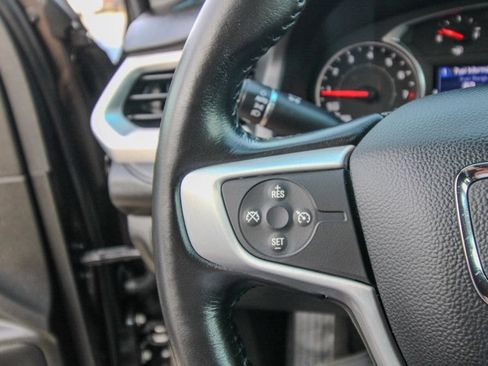 Used 2020 GMC Acadia SLE w/ Driver Convenience Package FWD image 22