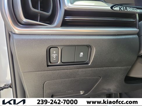 New 2026 Kia Sorento LX FWD image 21