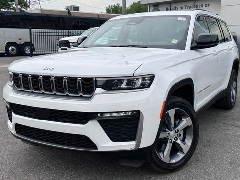 New 2026 Jeep Grand Cherokee L Limited AWD/4WD image 3