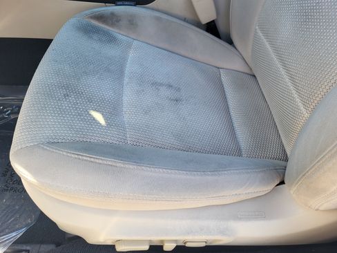 Used 2017 Subaru Outback 2.5i Premium image 23