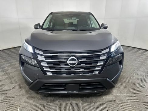 Certified 2026 Nissan Rogue SV AWD/4WD image 8