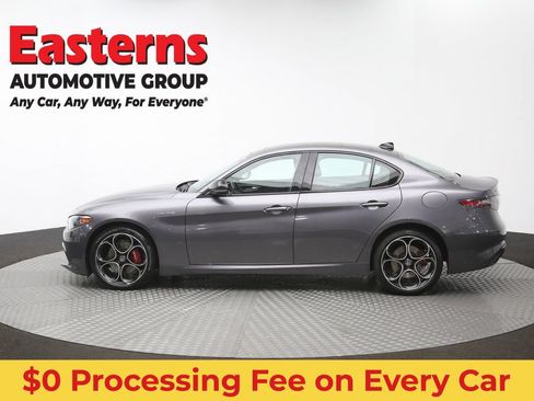 Used 2024 Alfa Romeo Giulia Veloce AWD/4WD image 60