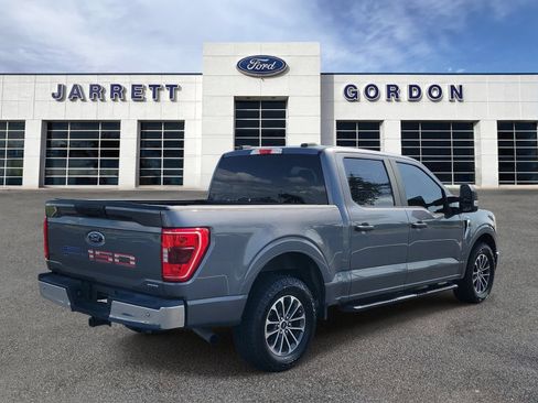 Certified 2021 Ford F150 XLT w/ Trailer Tow Package RWD image 4