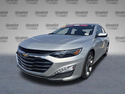 Used 2022 Chevrolet Malibu LT FWD image 5