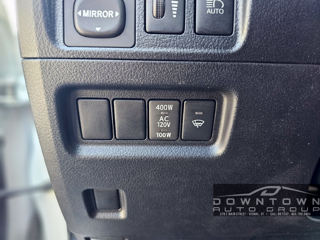 Used 2022 Toyota 4Runner SR5 Premium AWD/4WD image 16