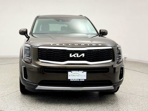 Used 2022 Kia Telluride S AWD/4WD image 2