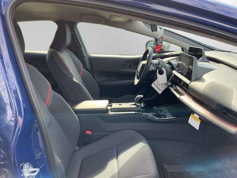 New 2026 Toyota Prius Plug-In Hybrid FWD image 15