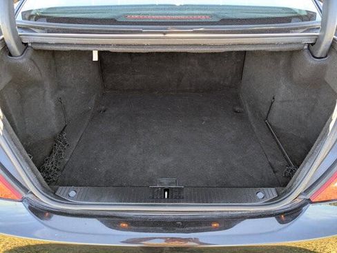 Used 2010 Mercedes-Benz S 550 4MATIC image 32