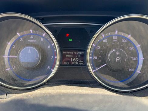 Used 2012 Hyundai Sonata GLS FWD image 12