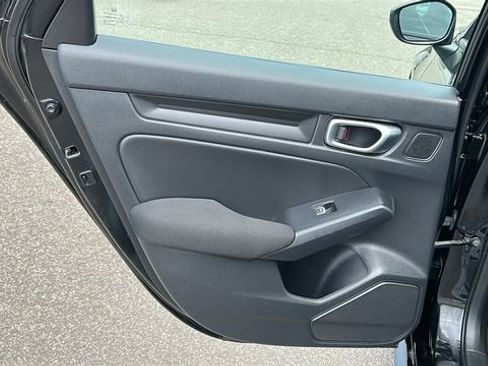 Used 2023 Honda Civic Sport image 21