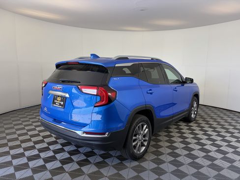 Certified 2024 GMC Terrain SLT AWD/4WD image 10