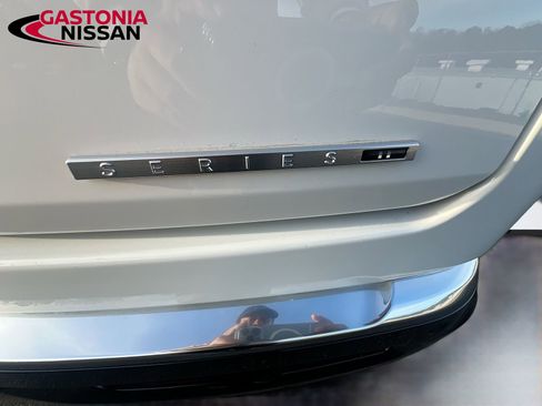 Used 2024 Jeep Wagoneer Series II w/ Flexible Seating Group image 44