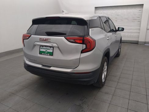 Used 2020 GMC Terrain SLE FWD image 9