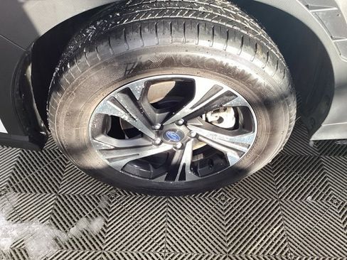 Certified 2024 Subaru Crosstrek 2.0i Premium image 9