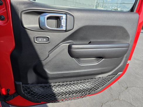 Certified 2021 Jeep Wrangler Unlimited Rubicon image 33