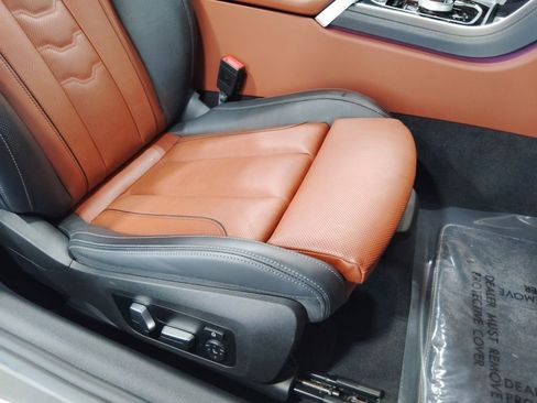 Used 2024 BMW M850i xDrive Convertible AWD/4WD image 37