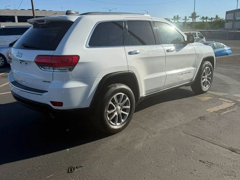 Used 2016 Jeep Grand Cherokee Limited AWD/4WD image 4