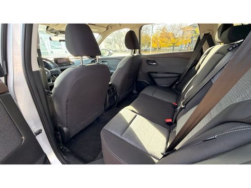 Used 2023 Nissan Rogue SV AWD/4WD image 19