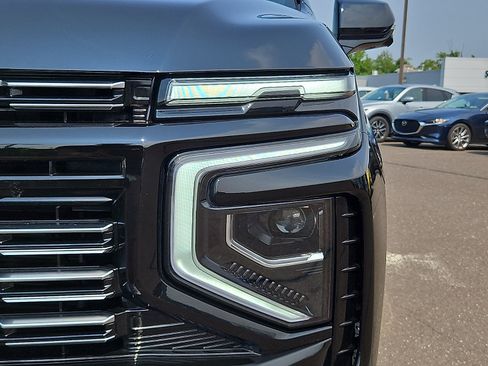 Used 2026 Chevrolet Tahoe High Country AWD/4WD image 9