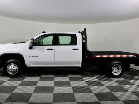 Used 2022 Chevrolet Silverado 3500 W/T w/ WT Fleet Convenience Package image 5
