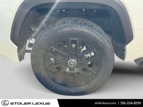 Used 2024 Toyota Tundra Limited image 13