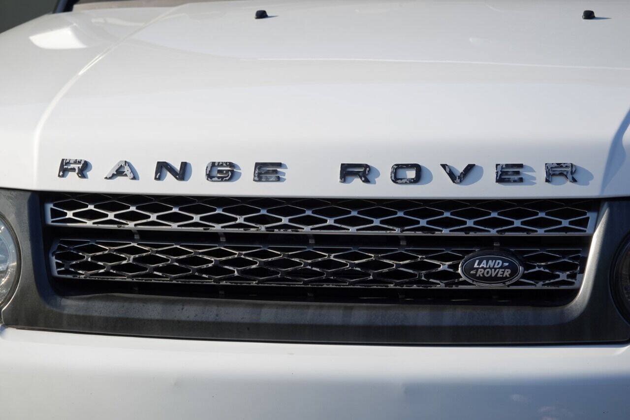 Used 2011 Land Rover Range Rover Sport Supercharged AWD/4WD image 39