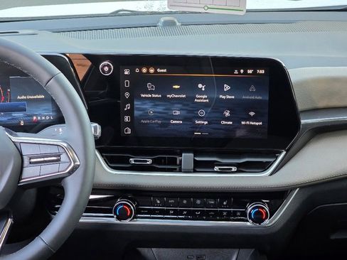 New 2026 Chevrolet Equinox LT w/ Convenience Package II image 3