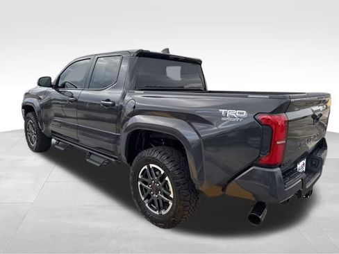 Used 2025 Toyota Tacoma SR5 image 8