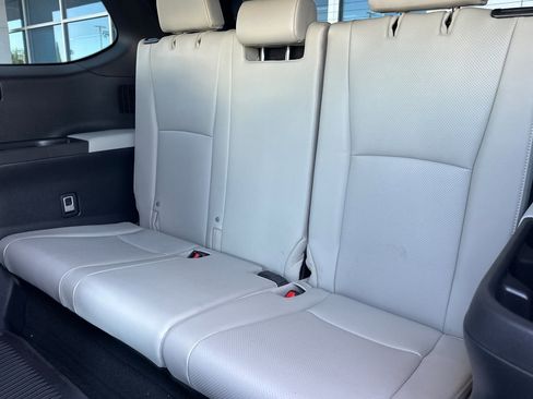 Certified 2024 Toyota Grand Highlander AWD Hybrid image 15