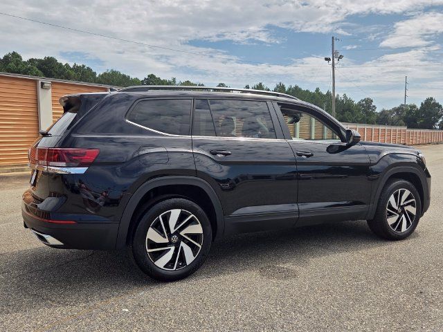 Used 2026 Volkswagen Atlas SE FWD image 15