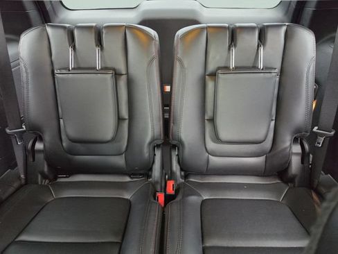 Used 2017 Ford Explorer Sport w/ Equipment Group 401A AWD/4WD image 28