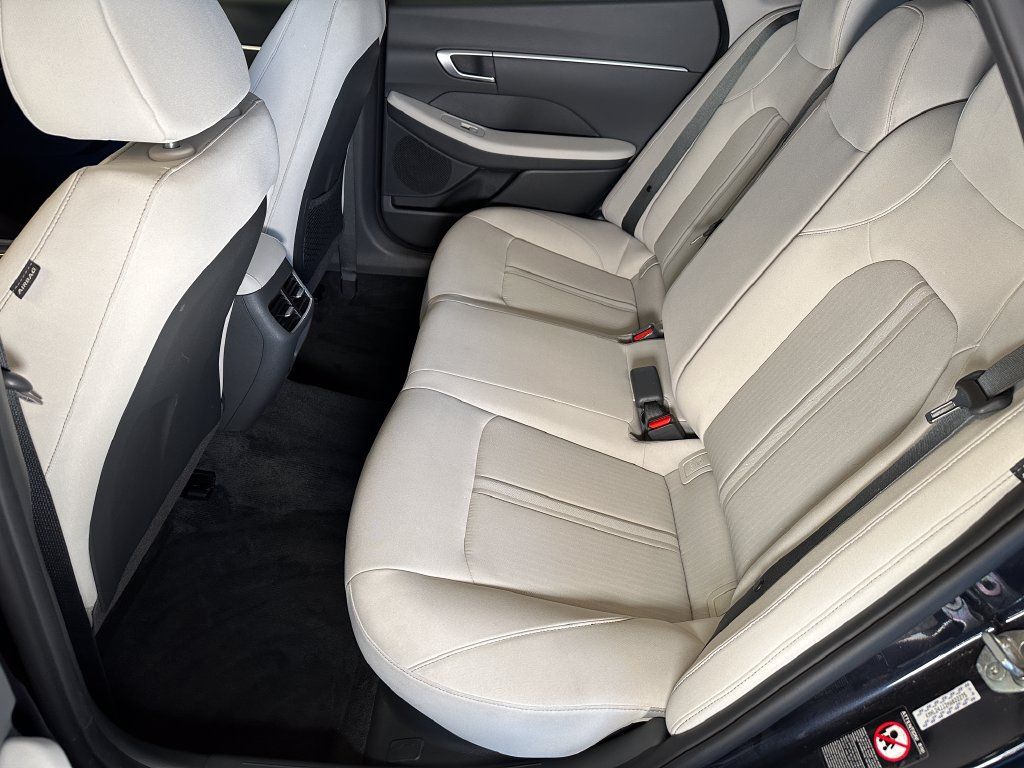 Used 2021 Hyundai Sonata Blue FWD image 20