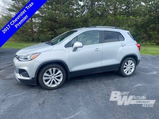 Used 2017 Chevrolet Trax Premier w/ Driver Confidence II Package FWD video 3